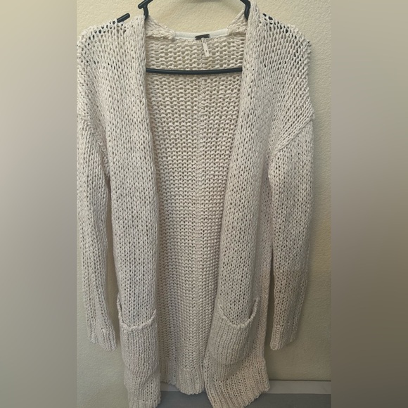 Free People White cardigan sweater. size:SP - Picture 2 of 6